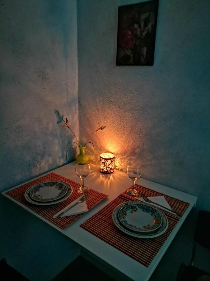 Frasta'S Rose Daire Plaka  Dış mekan fotoğraf