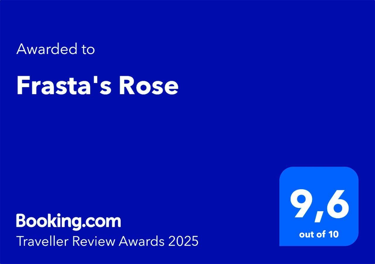 Frasta'S Rose Daire Plaka  Dış mekan fotoğraf